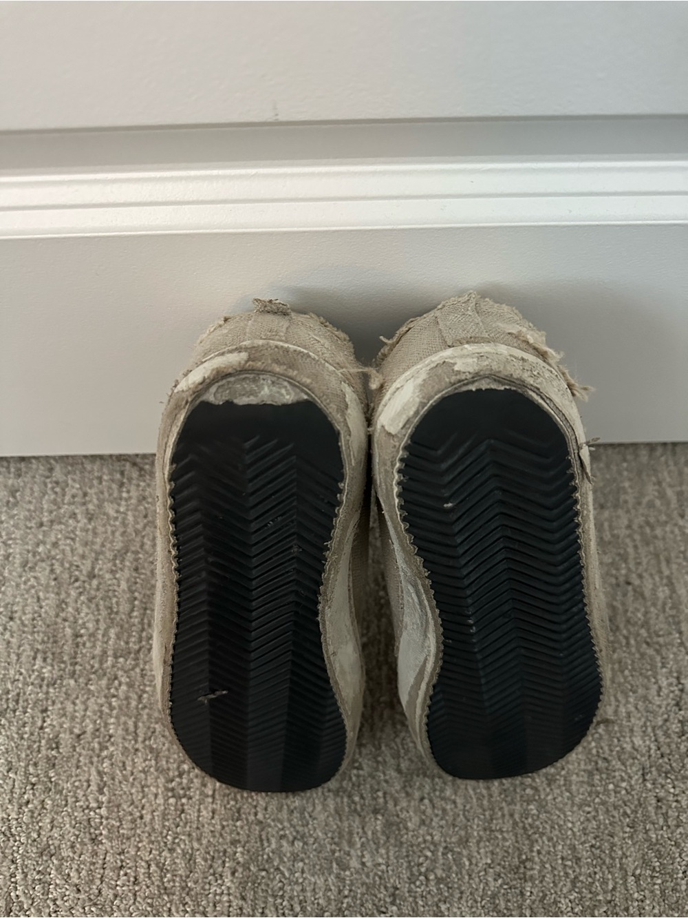 Golden Goose Linen Sneakers with Silver Glitter Star - Picture 10 of 10